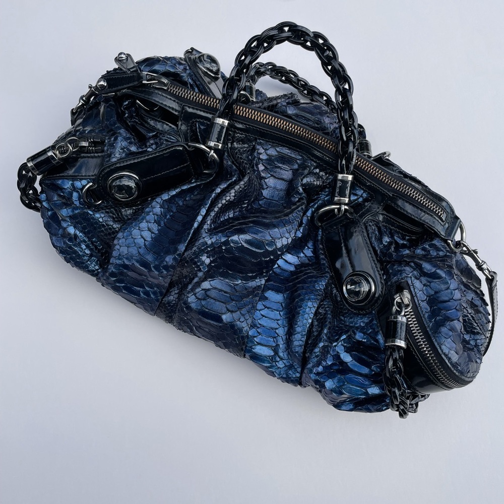 Gucci shoulder / hand bag